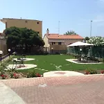 Le Logge Bed and Breakfast 4*