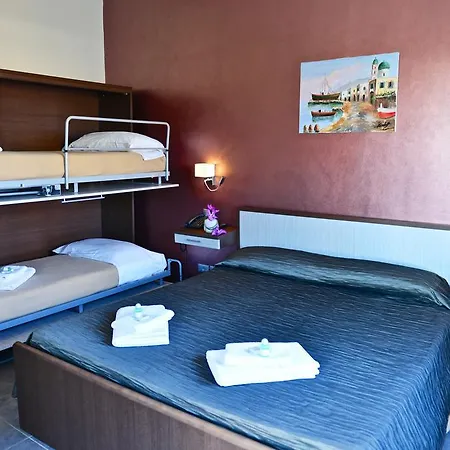Le Logge Bed & Breakfast *