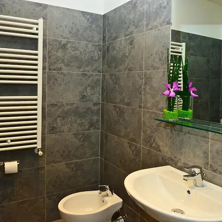 Le Logge Bed & Breakfast