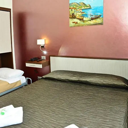 Le Logge Bed & Breakfast *