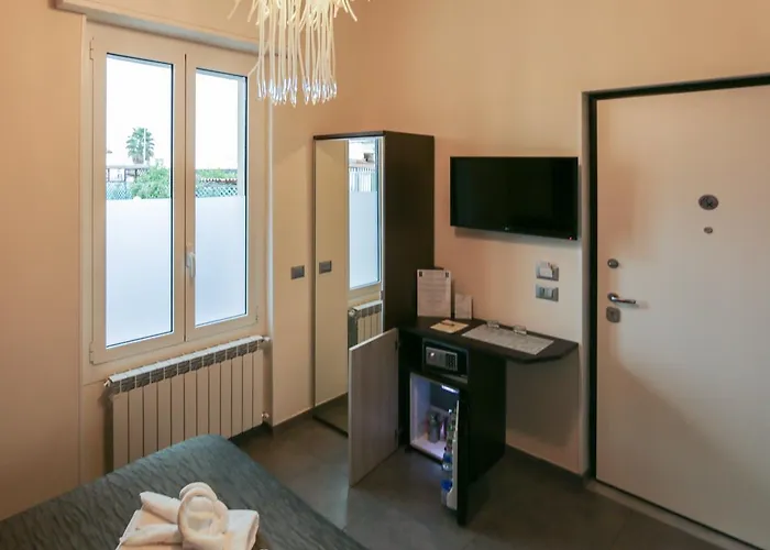 فندق مبيت وإفطار Le Logge فنتيميليا